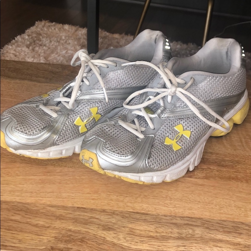 Running shoes
